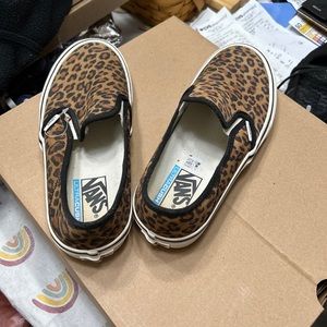 Vans cheetah print, slip on, Sz 8.5